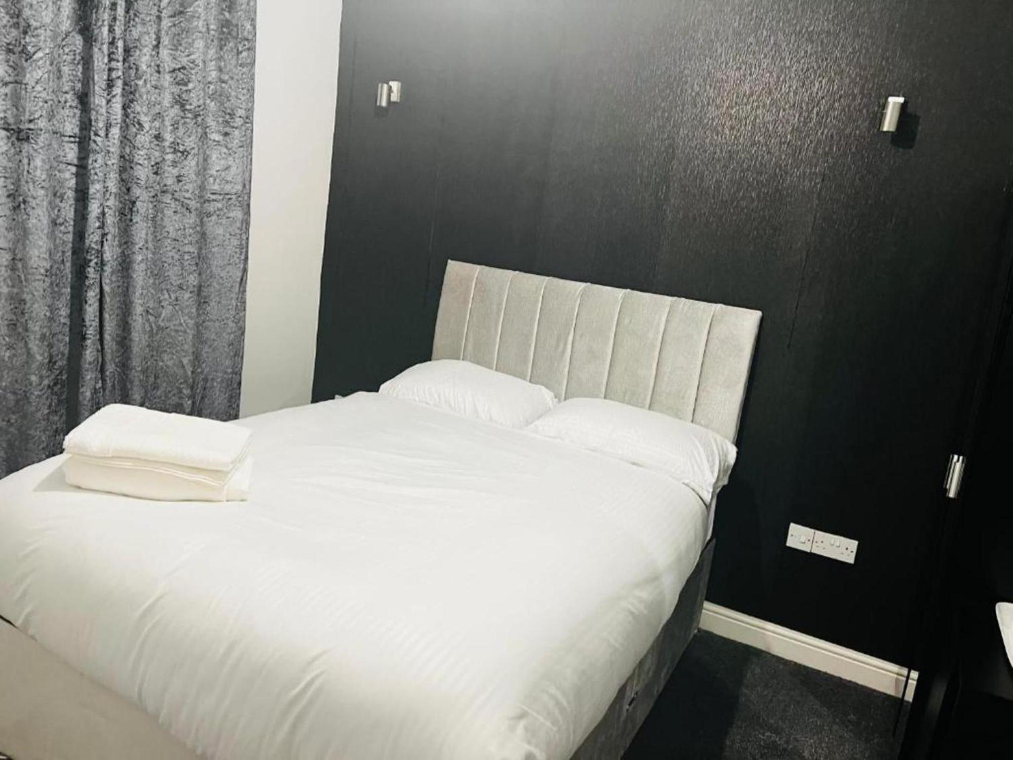 Oyo The Pleasant House Hotel Manchester Buitenkant foto