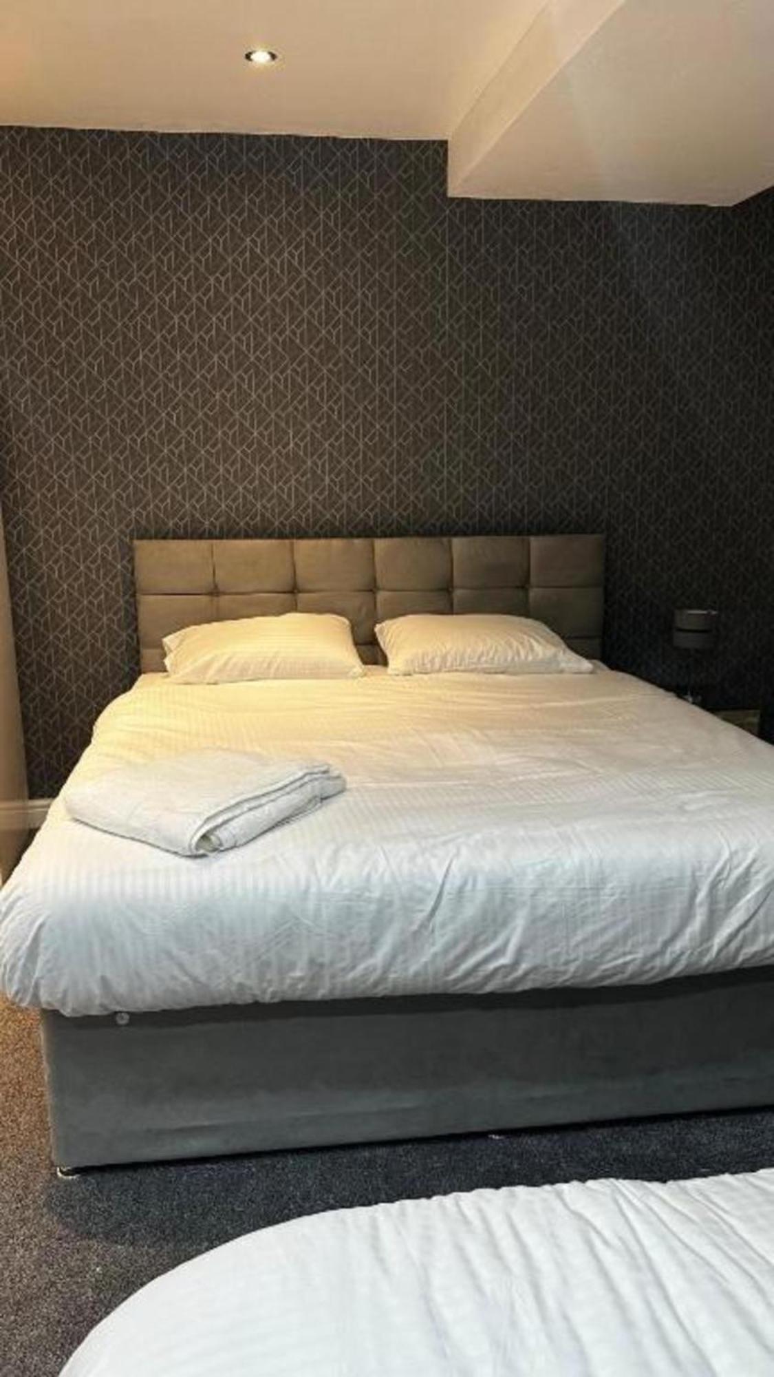 Oyo The Pleasant House Hotel Manchester Buitenkant foto